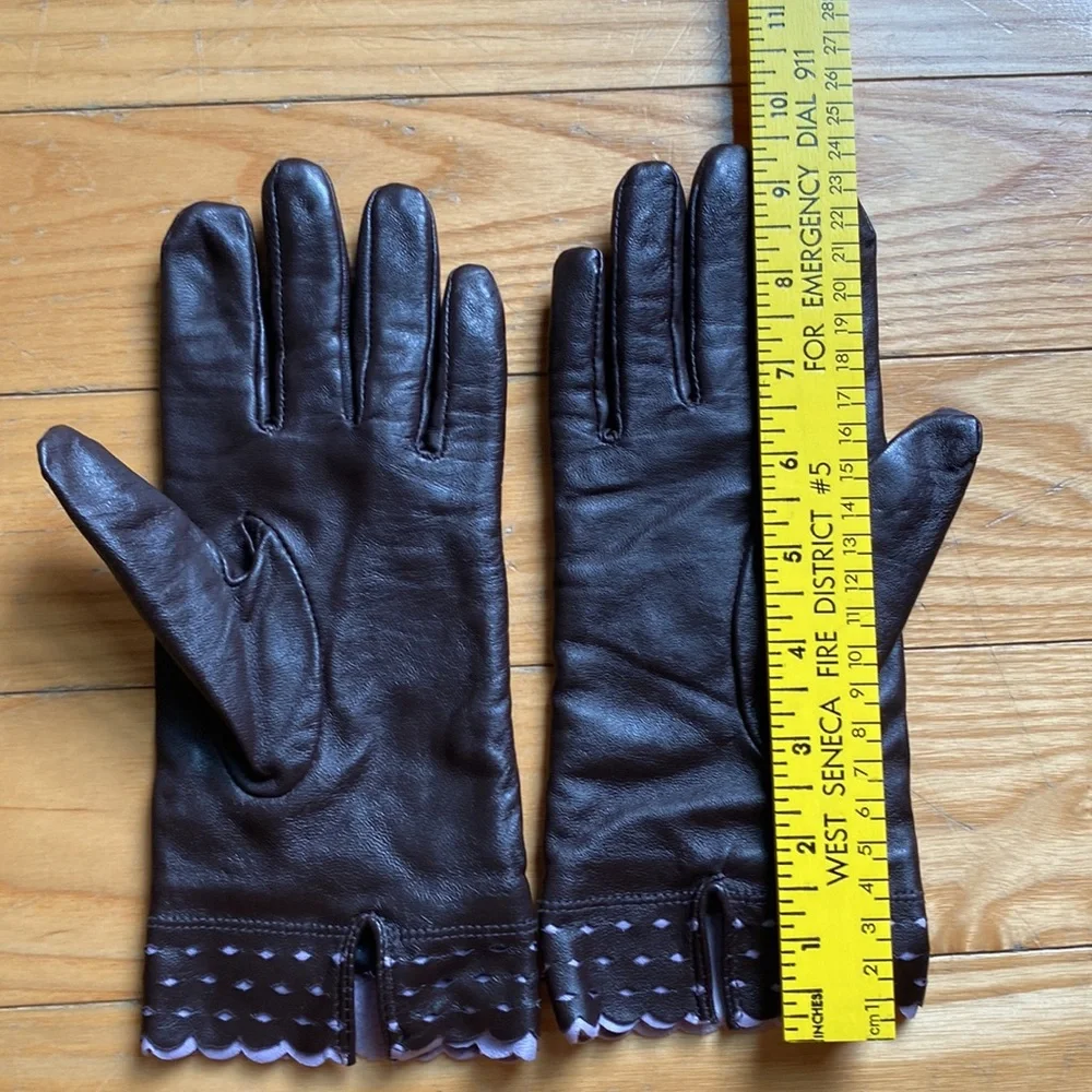 Genuine Leather Notched Brown and Lavender Ladies Gloves Medium